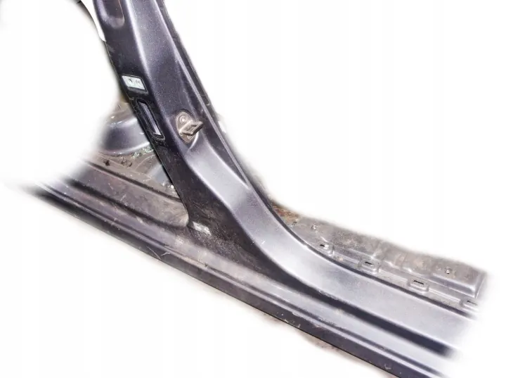 Volkswagen Passat B8 UL383 B Pillar Right Center USA image 2