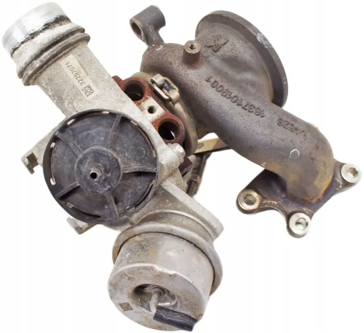 Volvo XC40 Turbocharger - Used - OEM 32257071AA image 2