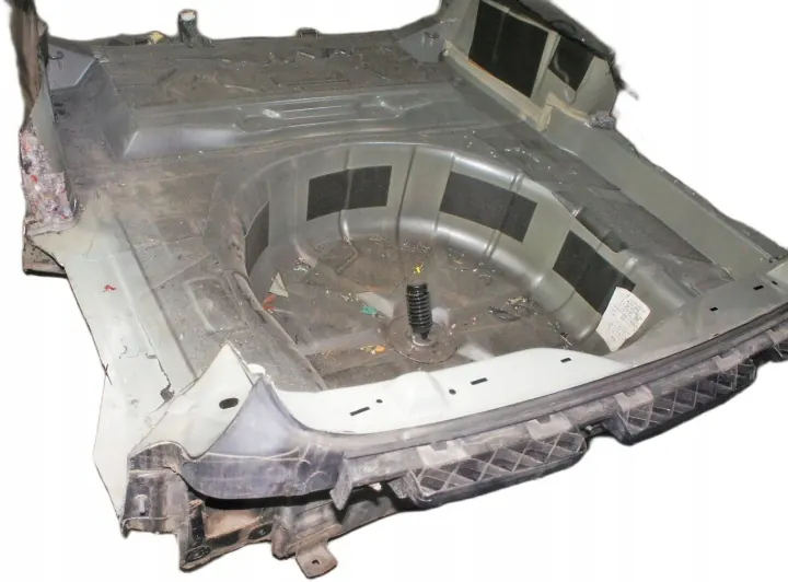 Volkswagen Passat B8 Rear Bumper Beam UL386 image 2