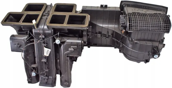 Mercedes CLA Heater Core A2468301500 - Used image 2