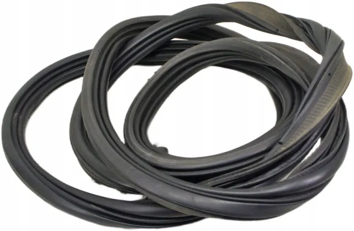 Ford Edge Mk2 Trunk Seal UV063 - Ford OE Part image 2