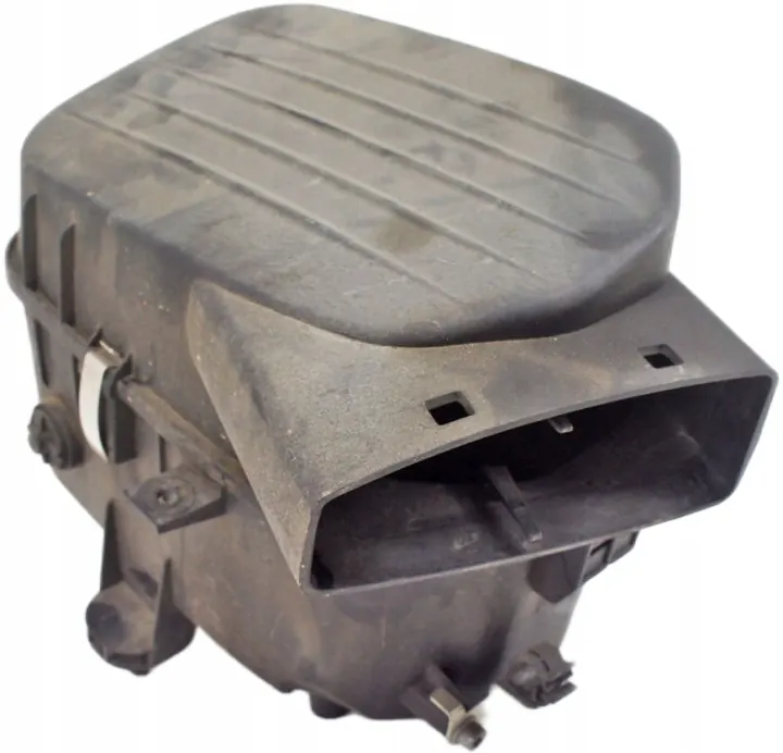 Maserati Quattroporte Air Filter Housing 670001543 image 2
