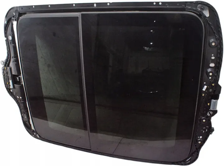Audi Q3 Panoramic Sunroof - Used OEM UP2488U0959591A image 2