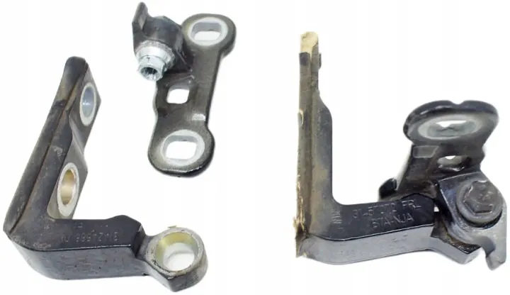Volvo XC40 Door Hinge Set UW402 - Right Front Black image 2