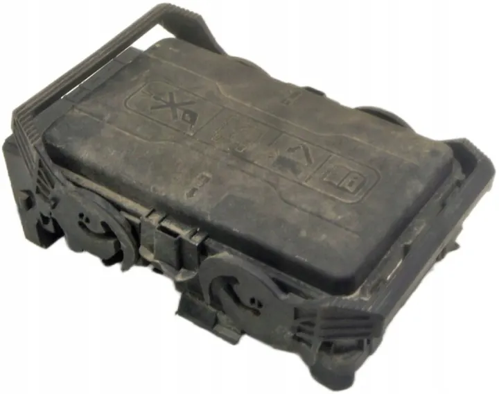 Opel Insignia B Fuse Box Module 39116627 image 2