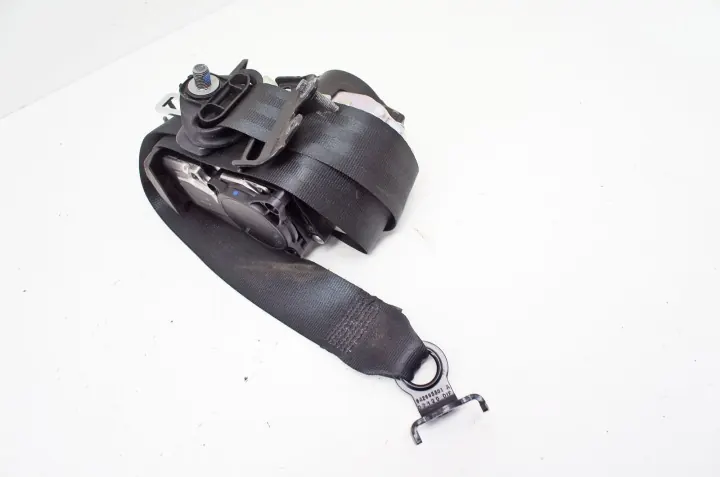 Volvo XC40 Right Front Seat Belt UW102 OEM image 2