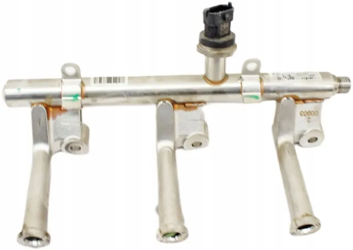 Volvo XC40 Fuel Rail Sensor P32257109 image 2