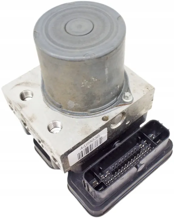 Volvo XC40 ABS Pump 32281472 - Used Part image 2