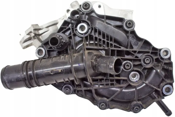 Volvo XC40 Water Pump 32208947 - Used image 2