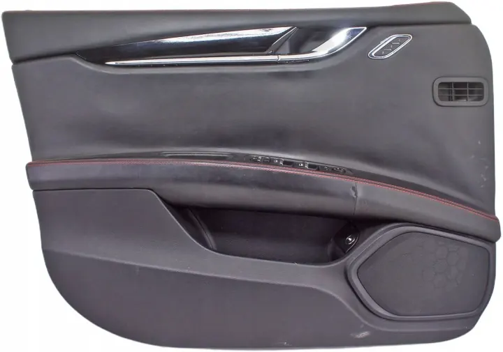 Maserati Quattroporte VI Left Front Door Trim 06700261280 image 2