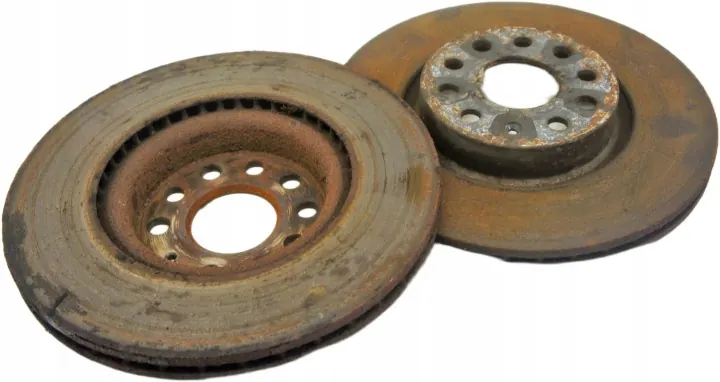 VW Passat B8 Front Brake Discs Set UL111 image 2