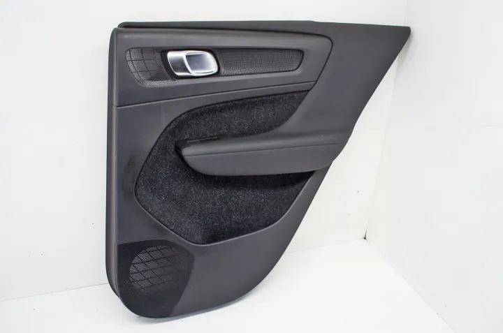Volvo XC40 Right Rear Door Panel OEM UW182 image 2