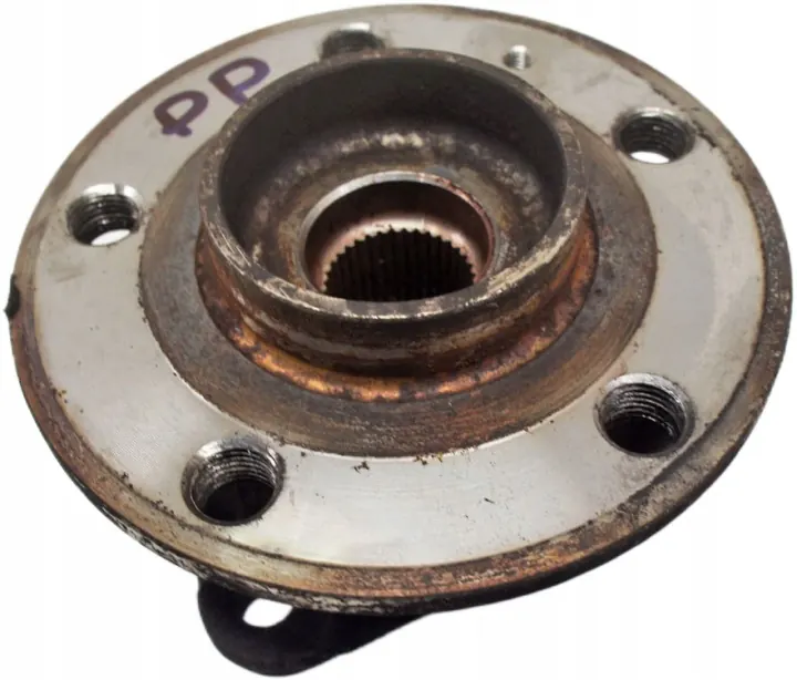 Volvo XC40 Hub Right Front UK349 - Used Volvo OE Part image 2
