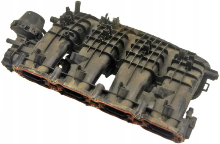 VW Passat B8 Intake Manifold UL267 - Volkswagen OE image 2