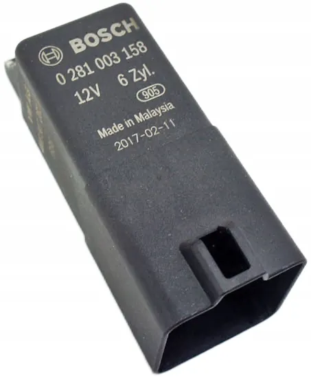 Audi A4 B9 Glow Plug Relay 0281003158 - Used image 2