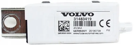 Volvo XC40 Antenna Amplifier 31483419 - Used image 2