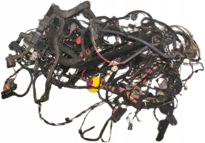 VW Passat B8 Interior Wiring Fuse Box 5C0937819L image 2
