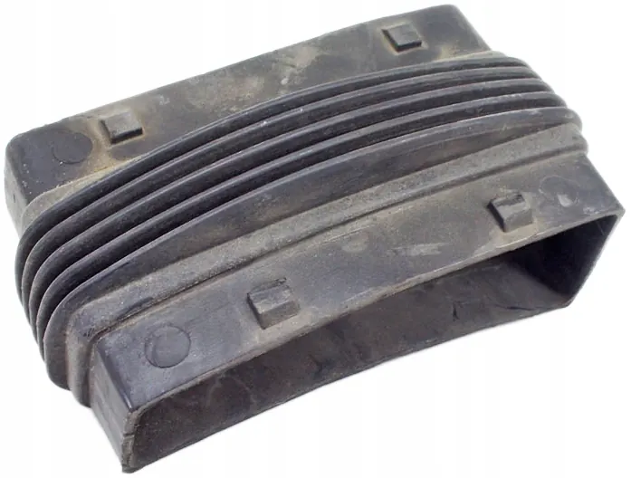 Maserati Quattroporte VI Air Filter Pipe Connector 7055421504 image 2