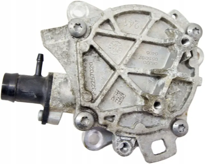 Volvo XC40 Vacuum Pump 32257020 - Used image 2