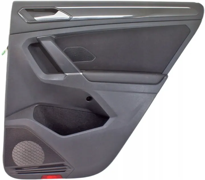 VW Tiguan II Right Rear Door Trim - UY078 image 2