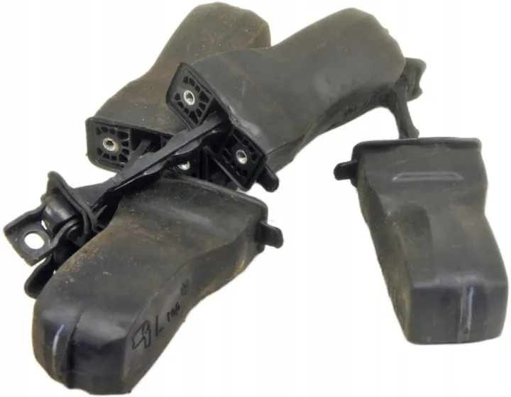 VW Passat B8 Door Stops Set UL182 - Volkswagen OE image 2