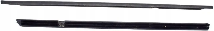 VW Golf VII Door Window Trim Right Rear 5G9839477 image 2