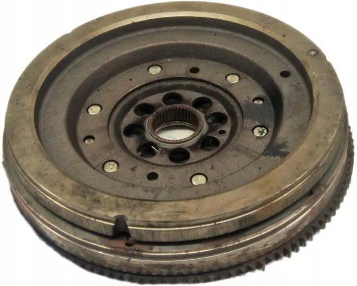 Ford Edge Mk2 Clutch - Used - OEM UV409 image 2