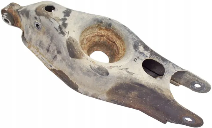 Maserati Quattroporte VI Right Rear Control Arm VA114 image 2