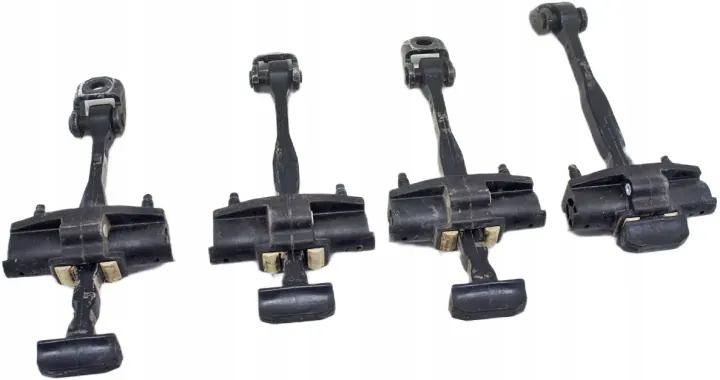 Volvo XC40 Door Stops UK118+ - 4 Piece Set image 2