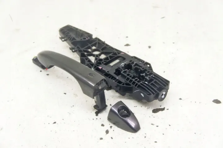 Jeep Compass II Door Handle Left Front UZ151 image 2