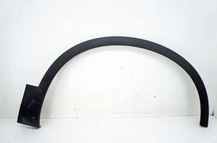 Volvo XC40 Mudguard Trim Right Front UK181 image 2