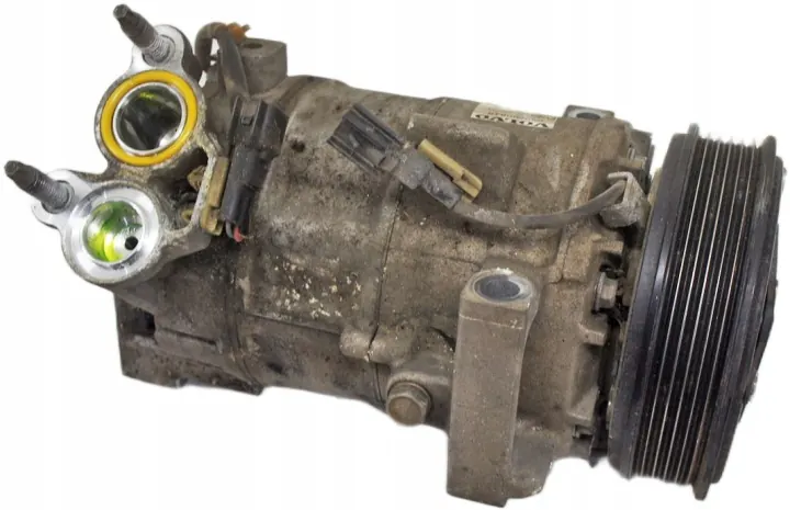 Volvo XC40 AC Compressor 32260849 - Used image 2