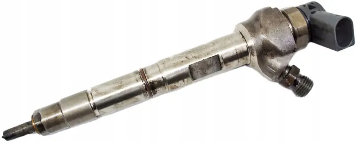 VW Golf VII Fuel Injector 04L130277AD image 2