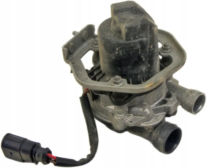 VW Passat B8 Secondary Air Pump 04E959231 image 2