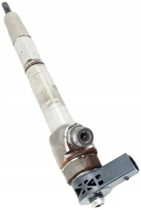 VW Tiguan II Fuel Injector 04L130277AE - Used image 2