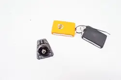 Volvo XC40 Key Set - OEM UW358 - Used Condition