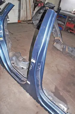 Audi Q3 I 8U B-Pillar Right Middle UP404 Audi OE