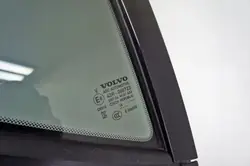 Volvo XC40 Rear Right Door Glass 32244806