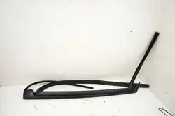 Ford Edge Mk2 Left Rear Door Window Seal UI152
