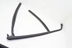 Volvo XC40 Door Window Seal Right Rear - OEM UW301