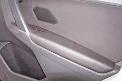 VW Tiguan II Right Rear Door Trim - UY078