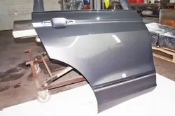 Volkswagen Tiguan II Rear Right Door UY283 OEM