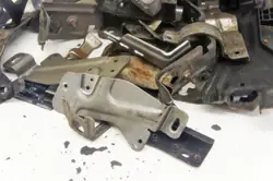 Ford Edge Mk2 Mounting Brackets UV512 OEM