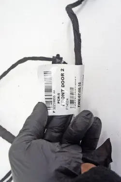 Volvo XC40 Door Harness Right Front OEM 32218855